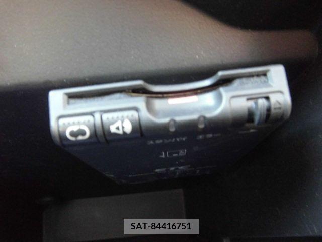 Nissan NOTE 2016-12 384494-22