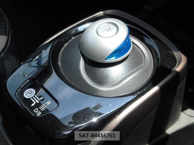 Nissan NOTE 2016-12 384494-19