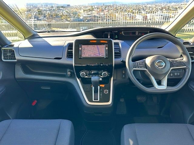 Nissan SERENA 2018-09 196237-1