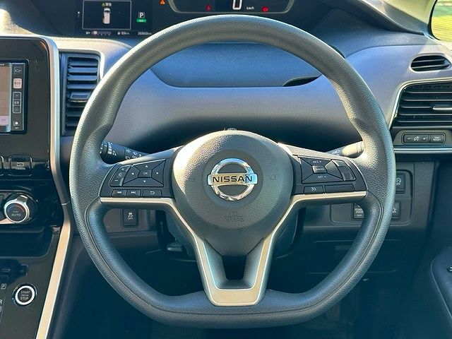 Nissan SERENA 2018-09 196237-13