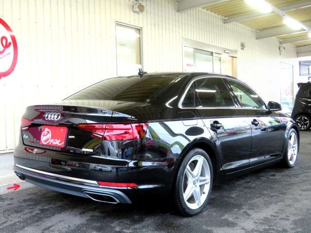 Audi A4 2019-12 11575-3