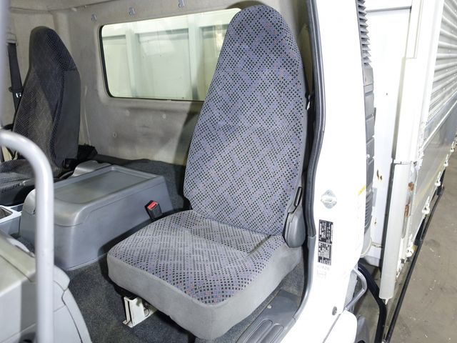 MITSUBISHI FUSO Fighter 2007-12 13944-15