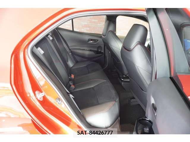 Toyota COROLLA 2023-07 304870-8