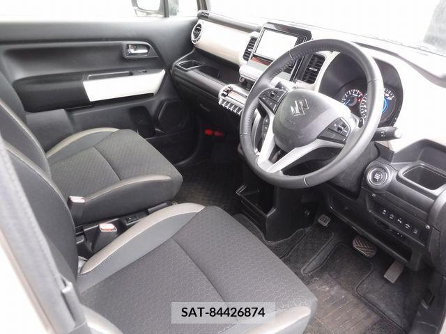 Suzuki X BEE 2019-12 295120-6