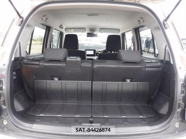 Suzuki X BEE 2019-12 295120-17