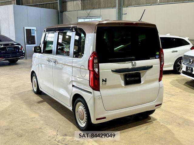 Honda N BOX 2019-08 347847-7