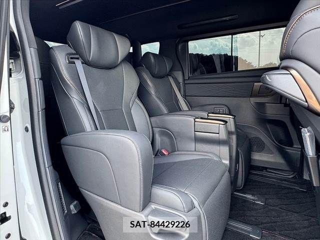 Toyota ALPHARD 2023-09 343342-19