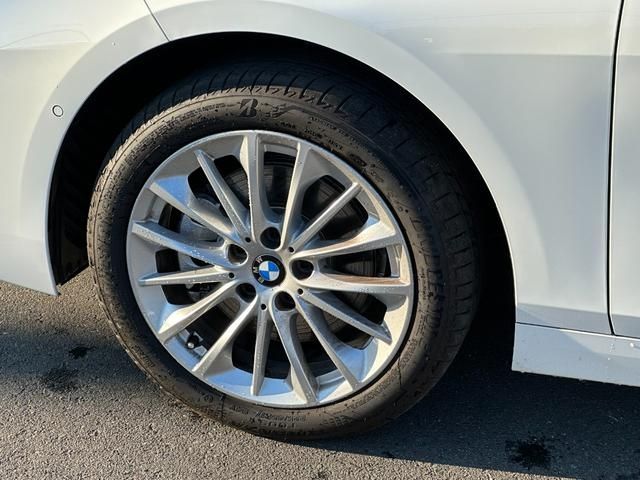 Bmw 2 SERIES 2023-05 28454-12