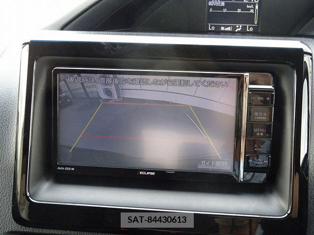 Toyota VOXY 2015-10 337623-21