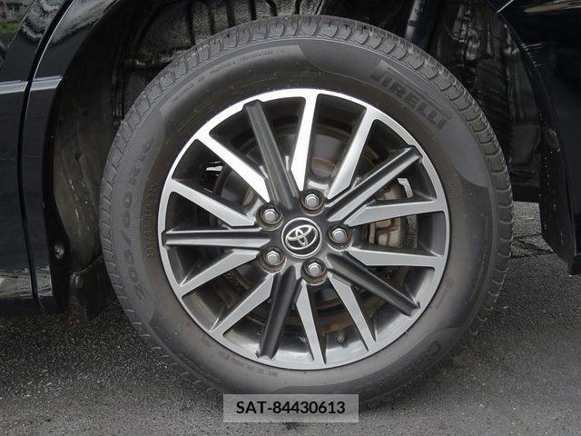 Toyota VOXY 2015-10 337623-6