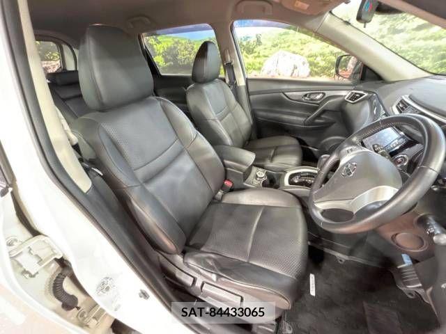 Nissan X-TRAIL 2016-12 214273-12