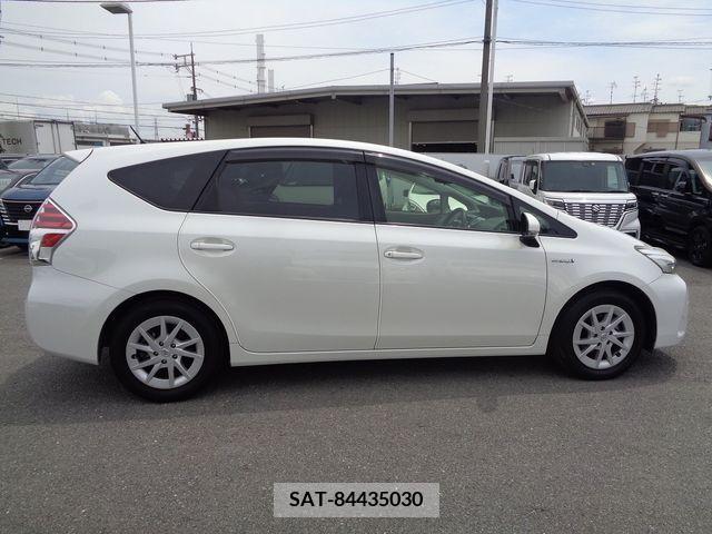 Toyota PRIUS ALPHA 2015-07 378941-27
