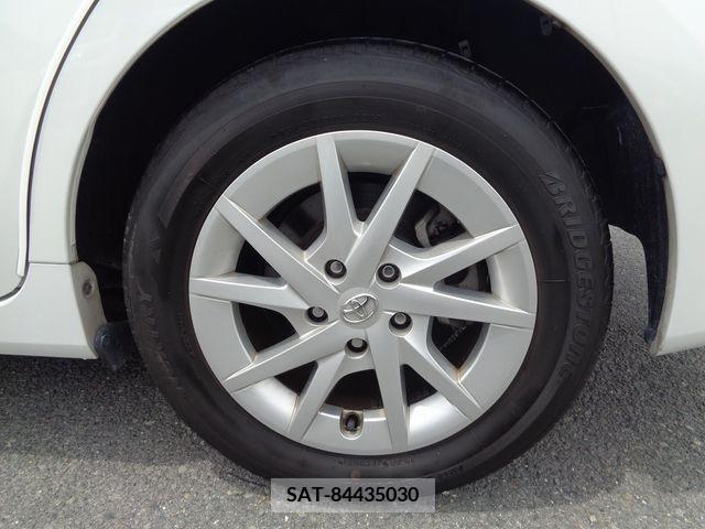 Toyota PRIUS ALPHA 2015-07 378941-29