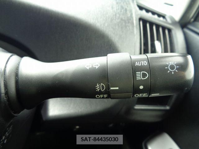 Toyota PRIUS ALPHA 2015-07 378941-21