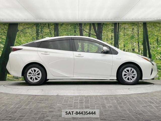 Toyota PRIUS 2018-12 219305-16