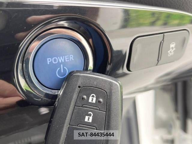 Toyota PRIUS 2018-12 219305-7