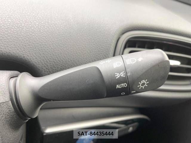 Toyota PRIUS 2018-12 219305-5
