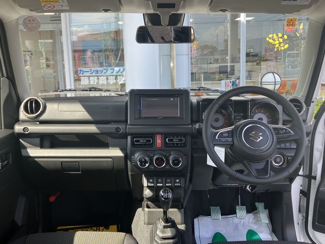 Suzuki JIMNY 2023-10 12929-3