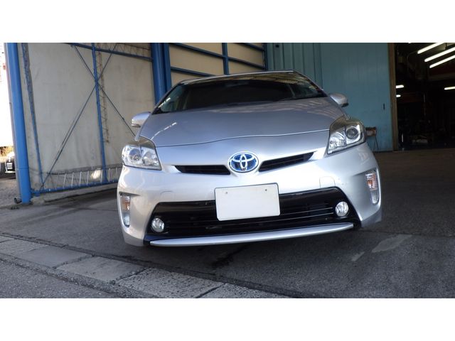Toyota PRIUS 2012-08 6070-3