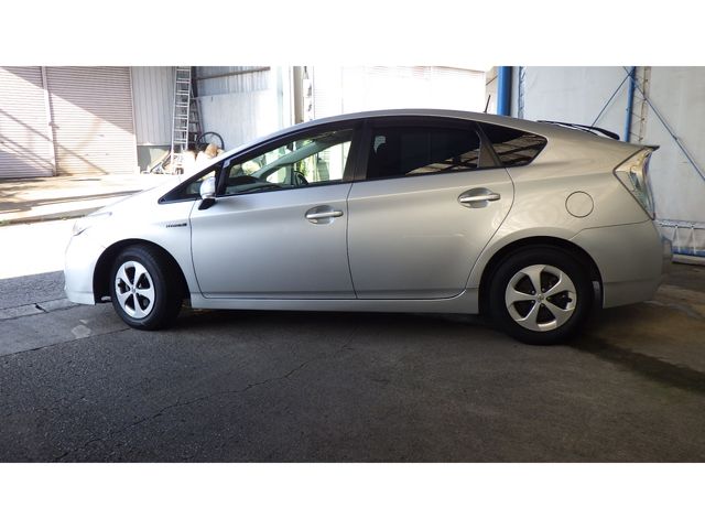 Toyota PRIUS 2012-08 6070-5