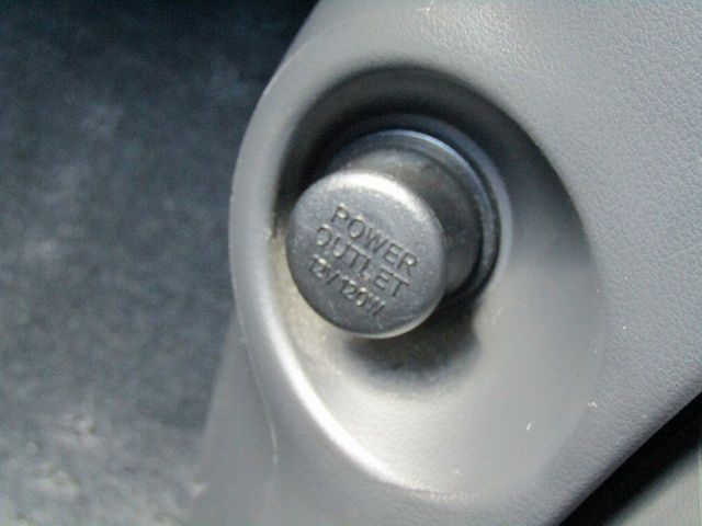 Nissan MARCH 2018-10 23750-15