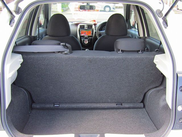 Nissan MARCH 2018-10 23750-13