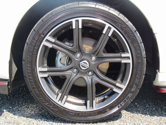 Nissan MARCH 2018-10 23750-24