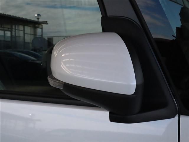Daihatsu TANTO CUSTOM 2023-02 195811-13
