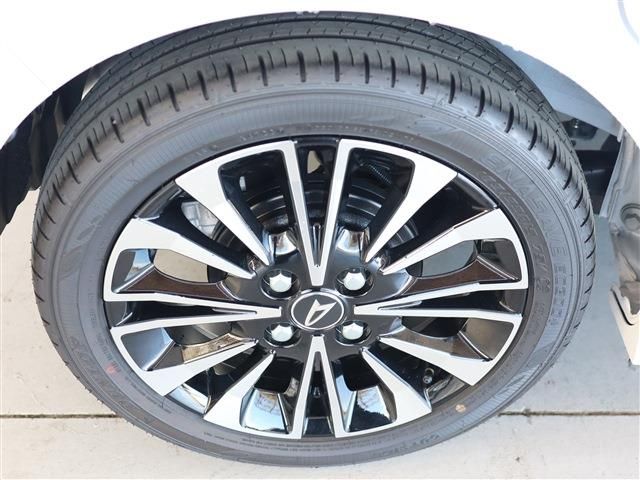 Daihatsu TANTO CUSTOM 2023-02 195811-4