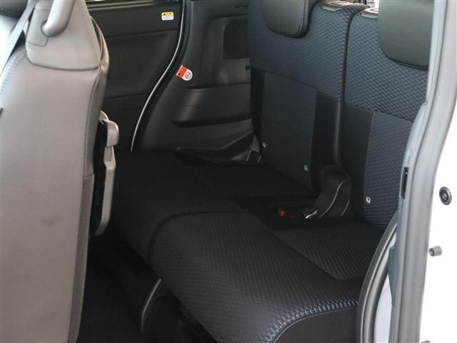 Daihatsu TANTO CUSTOM 2023-02 195811-27