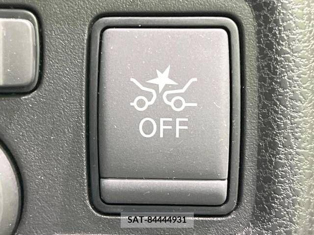 Nissan NOTE 2017-01 378574-2