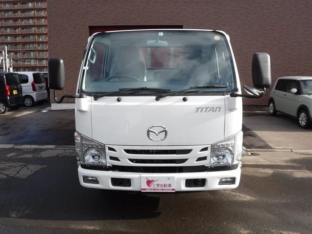 Mazda TITAN 2019-02 17761-1