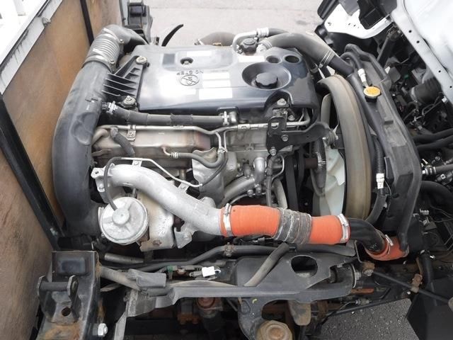 Mazda TITAN 2019-02 17761-21