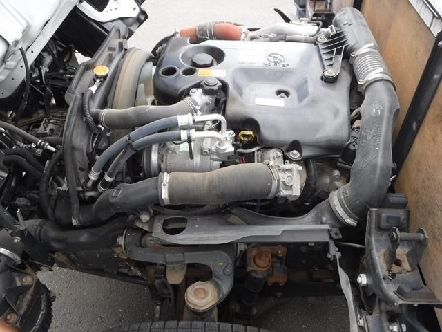Mazda TITAN 2019-02 17761-20