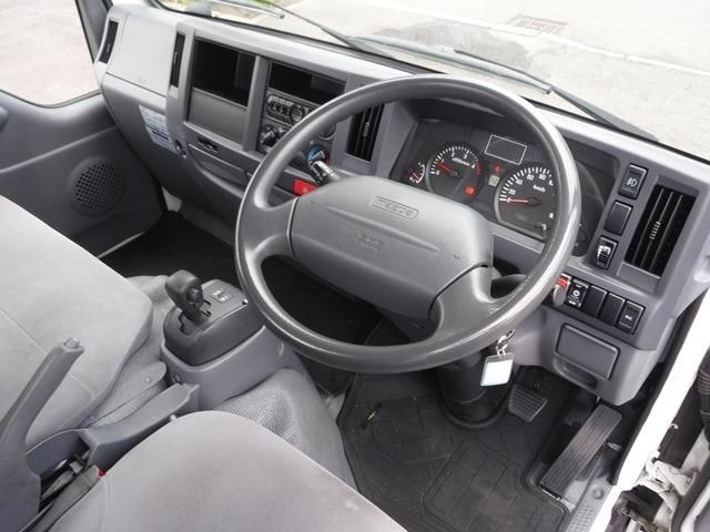 Mazda TITAN 2019-02 17761-19