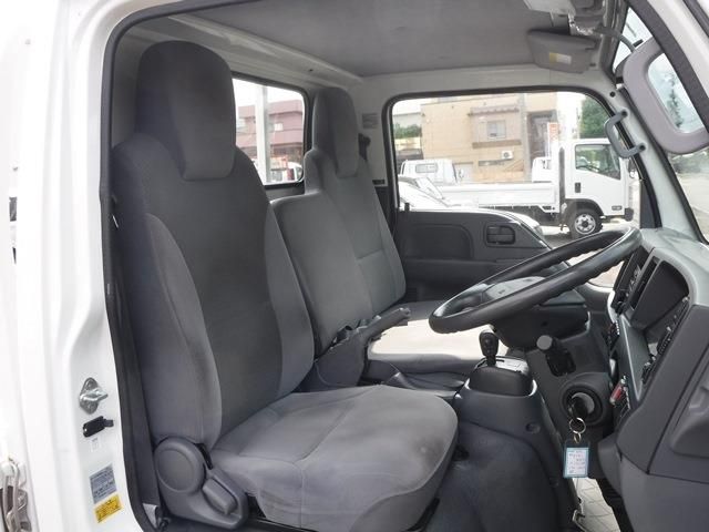 Mazda TITAN 2019-02 17761-15