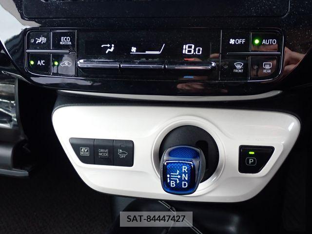 Toyota PRIUS 2016-11 227177-14