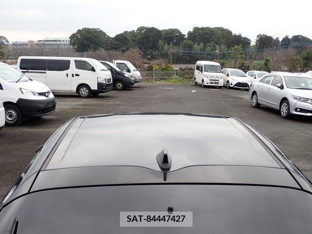 Toyota PRIUS 2016-11 227177-5