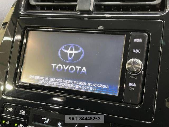 Toyota PRIUS 2017-12 348587-2