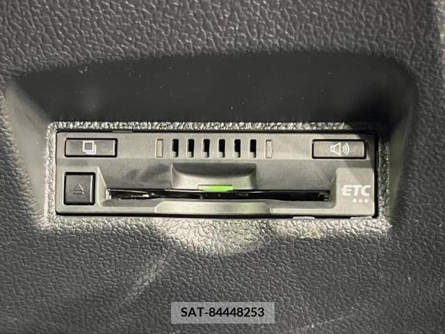 Toyota PRIUS 2017-12 348587-7
