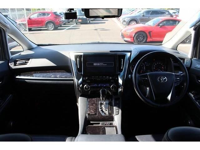 Toyota ALPHARD 2018-07 187453-12