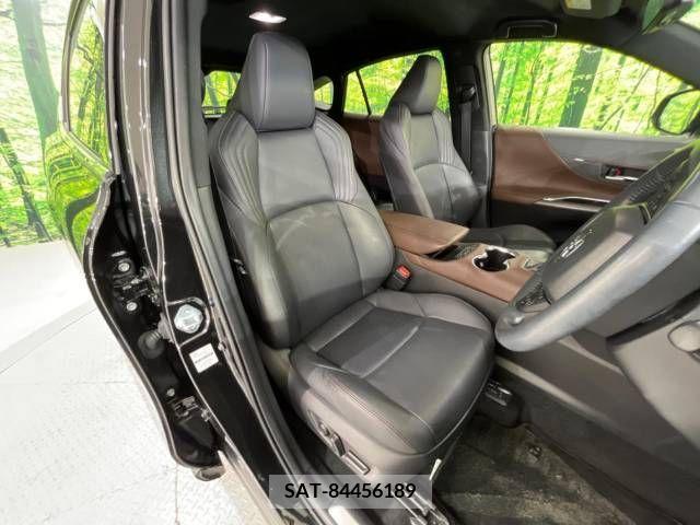 Toyota HARRIER 2021-10 332980-8