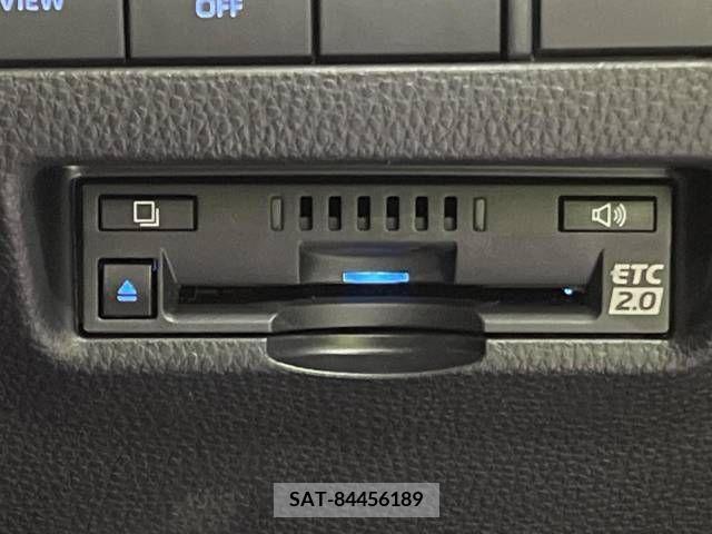 Toyota HARRIER 2021-10 332980-7