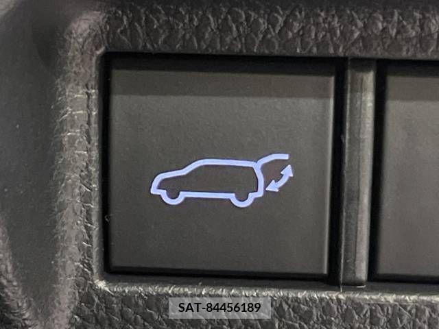 Toyota HARRIER 2021-10 332980-6