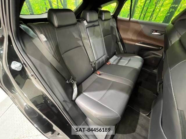Toyota HARRIER 2021-10 332980-9