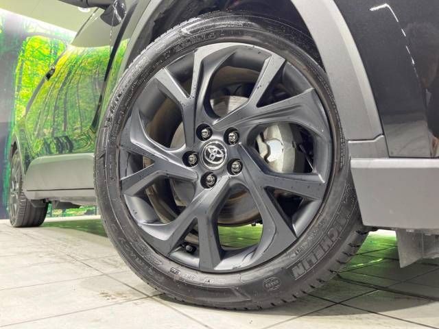 Toyota C-HR 2023-06 184077-13