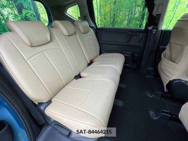 Honda FREED 2017-08 216825-9