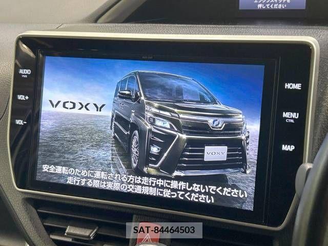 Toyota VOXY 2019-03 346135-4
