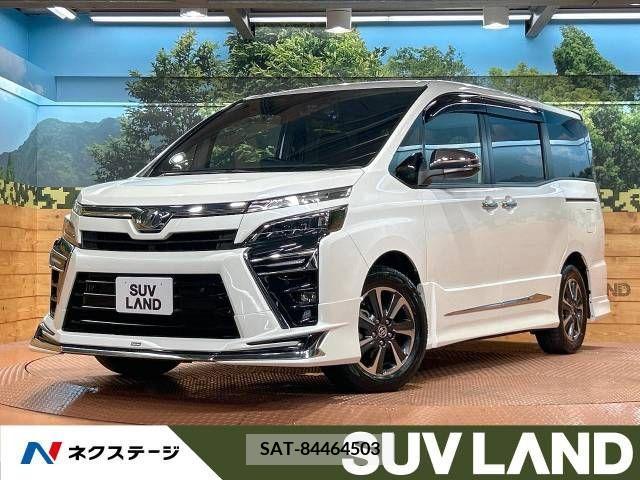 Toyota VOXY 2019-03 346135-0