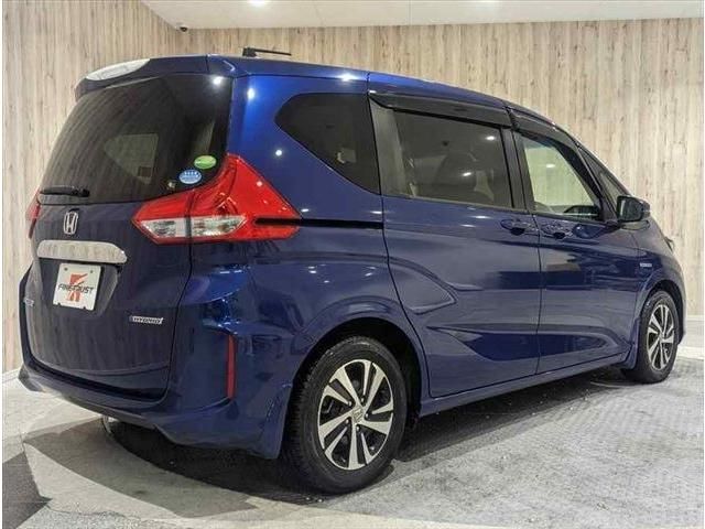 Honda FREED HYBRID 2017-01 20269-4